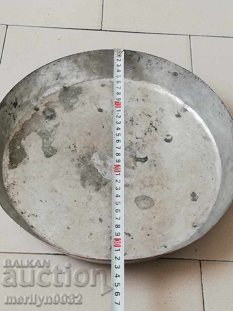 Delivery of Banitsa tray, baker, tray, blue, copper pot Delivery of Banitsa tray, baker, tray, blue, copper pot