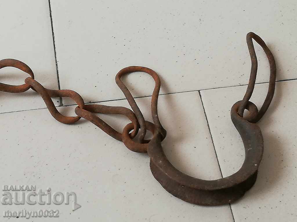 Old hand-forged buckles, chains, shackles, shackles - 7