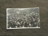 Ivan Tsonchev 1936: protest, închis, Argentina
