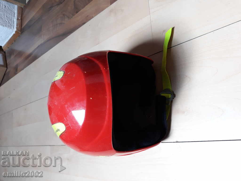 Auction Helmet for skiing or snowboarding Auction Helmet for skiing or snowboarding