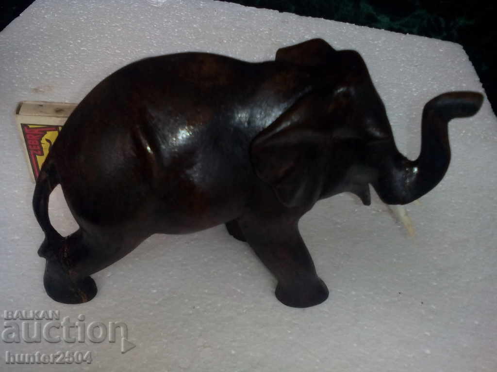 Elephant with teeth. Africa. Height 140 mm