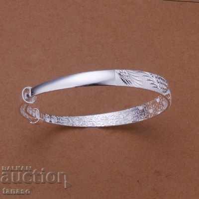 Stylish lady's hand, silver plated with price 12.00 BGN | € 6.14 Stylish lady's hand, silver plated with price 12.00 BGN | € 6.14