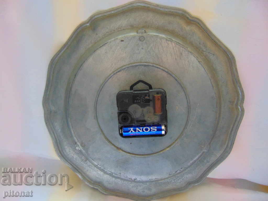 Auction Collector's Wall Clock Metal Zodiac Signs Auction Collector's Wall Clock Metal Zodiac Signs