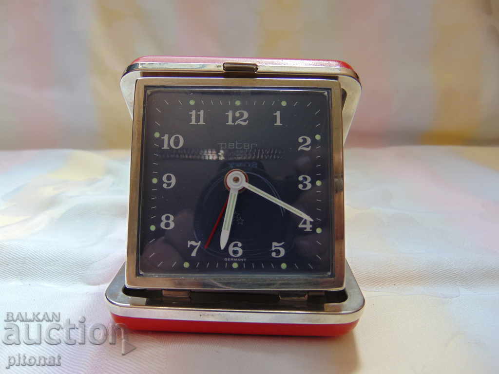 Колекционерски туристически часовник будилник PETER