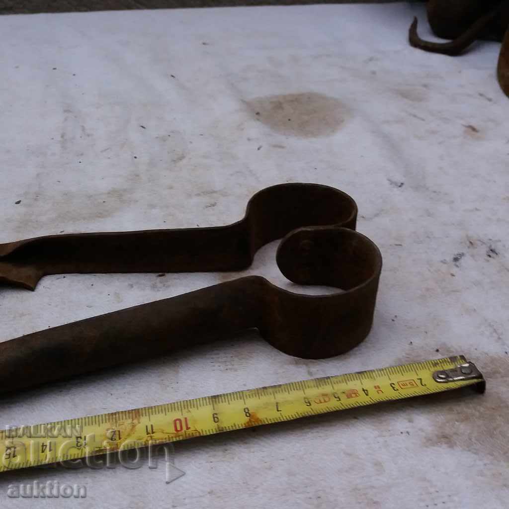 ΑΓΡΙΝΑ ΑΓΡΙΑ ΑΛΥΣΙΔΑ, ΑΡΙΣΤΗ με τιμή 2.69 BGN | € 1.38 ΑΓΡΙΝΑ ΑΓΡΙΑ ΑΛΥΣΙΔΑ, ΑΡΙΣΤΗ με τιμή 2.69 BGN | € 1.38