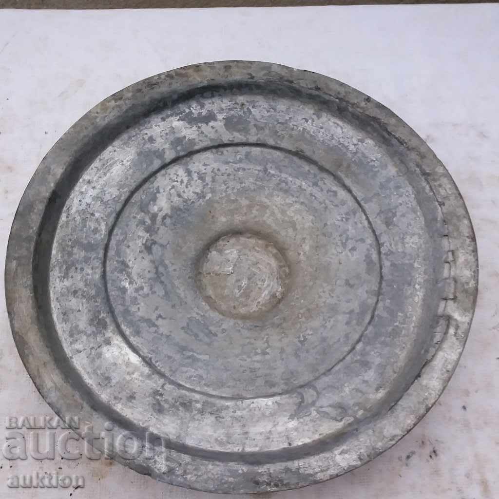 OLD MASSIVE WRINKLE, FRUIT CUTTER FOR REVIVAL with price 12.99 BGN | € 6.64 OLD MASSIVE WRINKLE, FRUIT CUTTER FOR REVIVAL with price 12.99 BGN | € 6.64