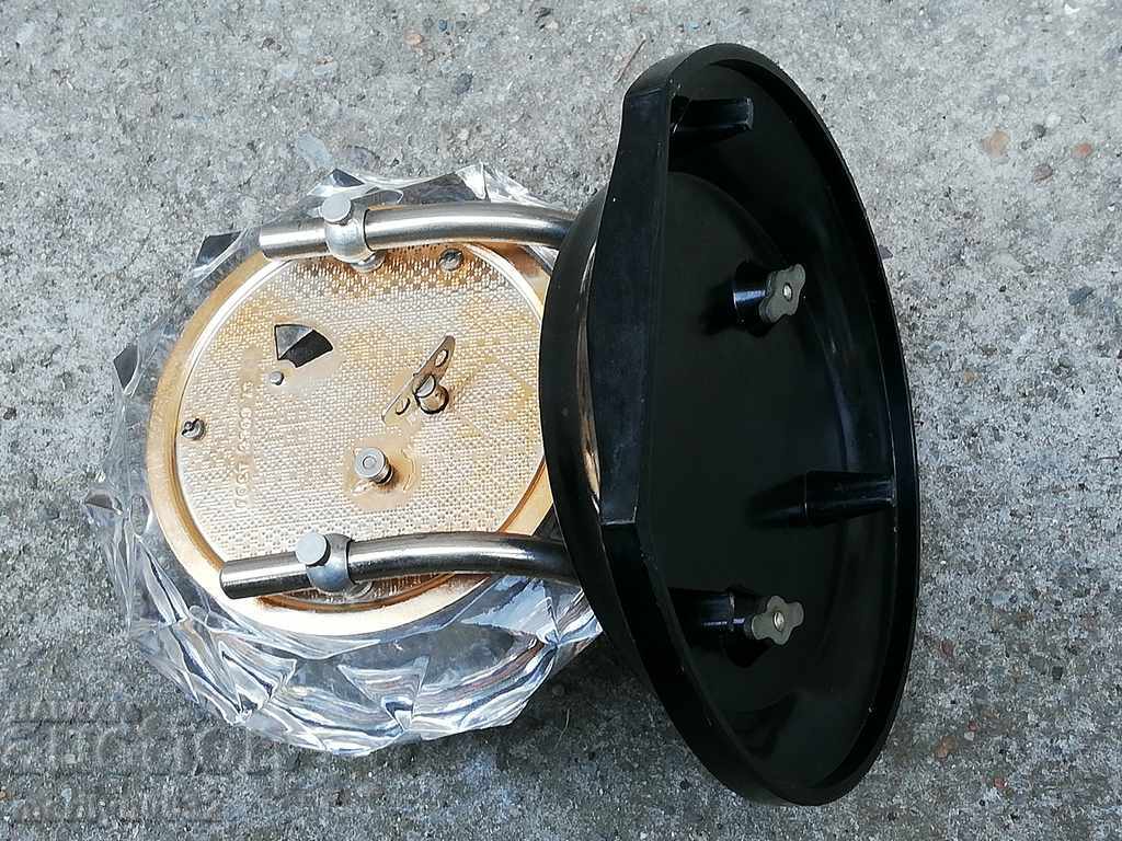 Old Desktop Clock Alarm Clock Works WELL - 5 Old Desktop Clock Alarm Clock Works WELL - 5