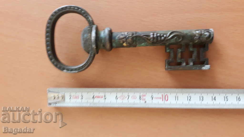 Тирбушон ключ