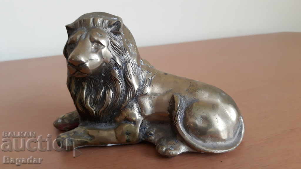Bronze lion statuette - 5 Bronze lion statuette - 5