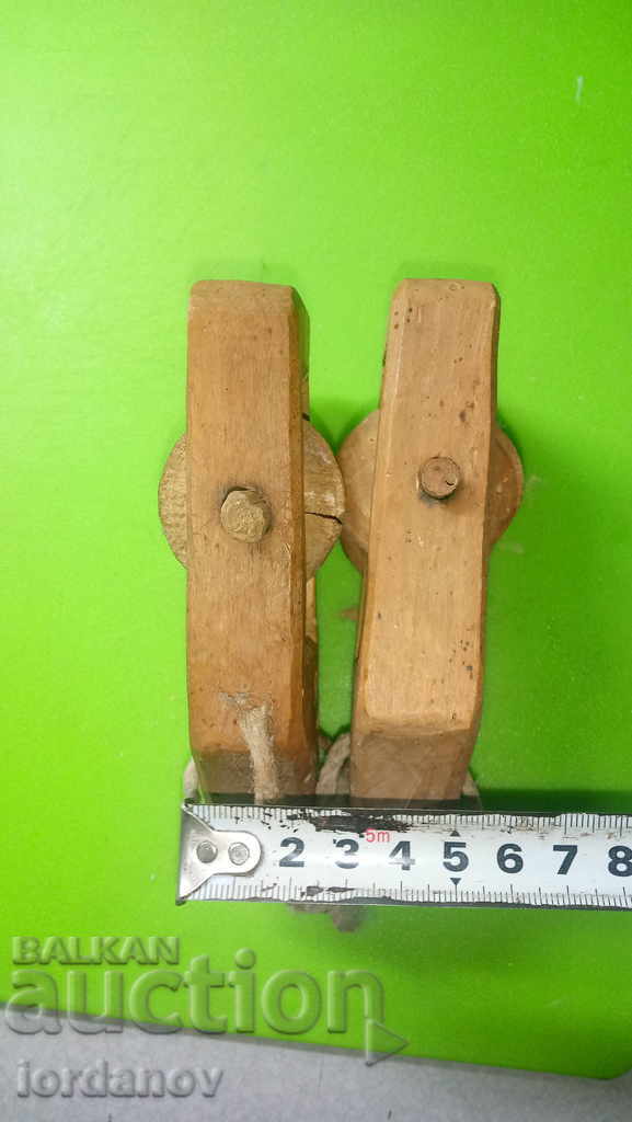 Delivery of Old wooden rolls for looming.