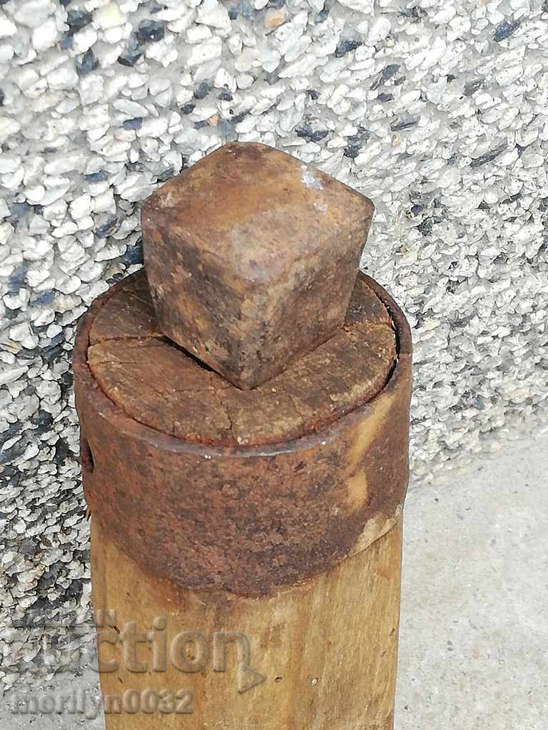 Auction  Metal anvil for hair peeling