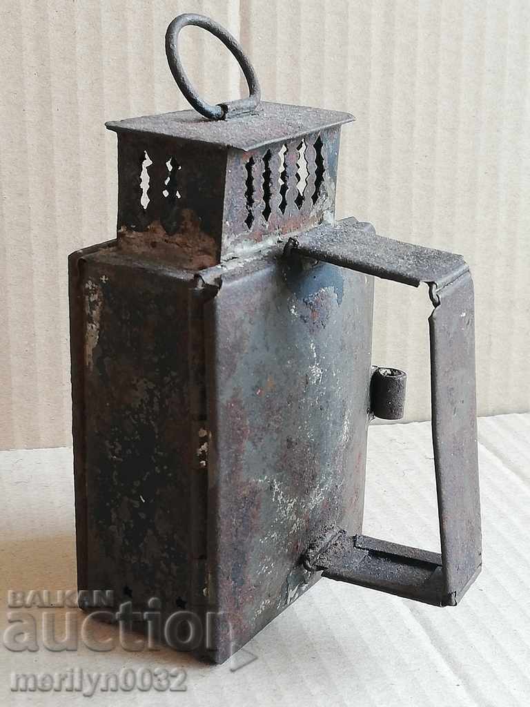 Delivery of Old hand-held flashlight, lamp, oil lamp, candlestick, chandelier Delivery of Old hand-held flashlight, lamp, oil lamp, candlestick, chandelier