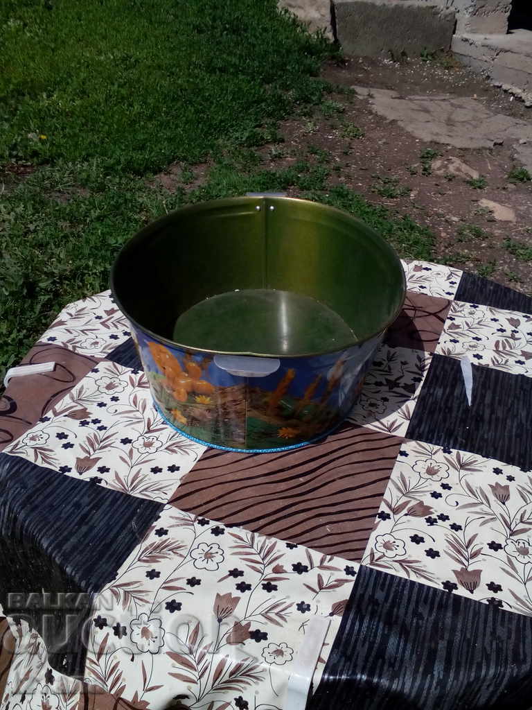 Delivery of Old Russian Legend, Children's Basin Delivery of Old Russian Legend, Children's Basin