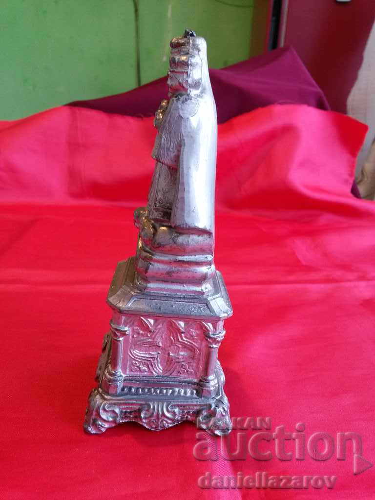 Delivery of Old French Catholic Statue The Virgin with the Child Delivery of Old French Catholic Statue The Virgin with the Child