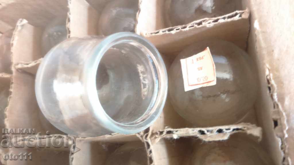 Auction VENDOUZY COMPLEX - 12 pieces Auction VENDOUZY COMPLEX - 12 pieces