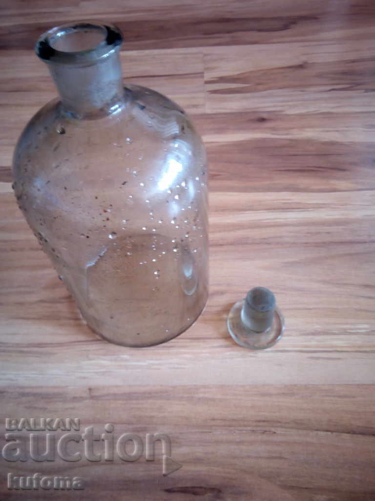 Auction Old big bottle of pharmacy Auction Old big bottle of pharmacy