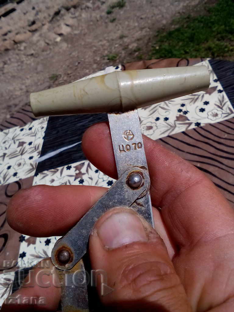 Dispozitiv veche pentru îndepărtarea borcanelor - 5