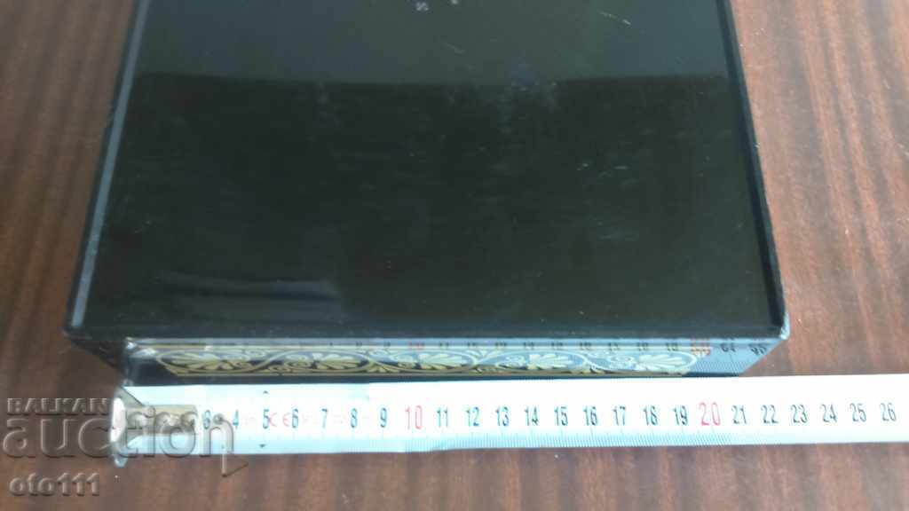 STARA BAKELITOVA KUTIA - MOSCOW - 80 - 5 STARA BAKELITOVA KUTIA - MOSCOW - 80 - 5