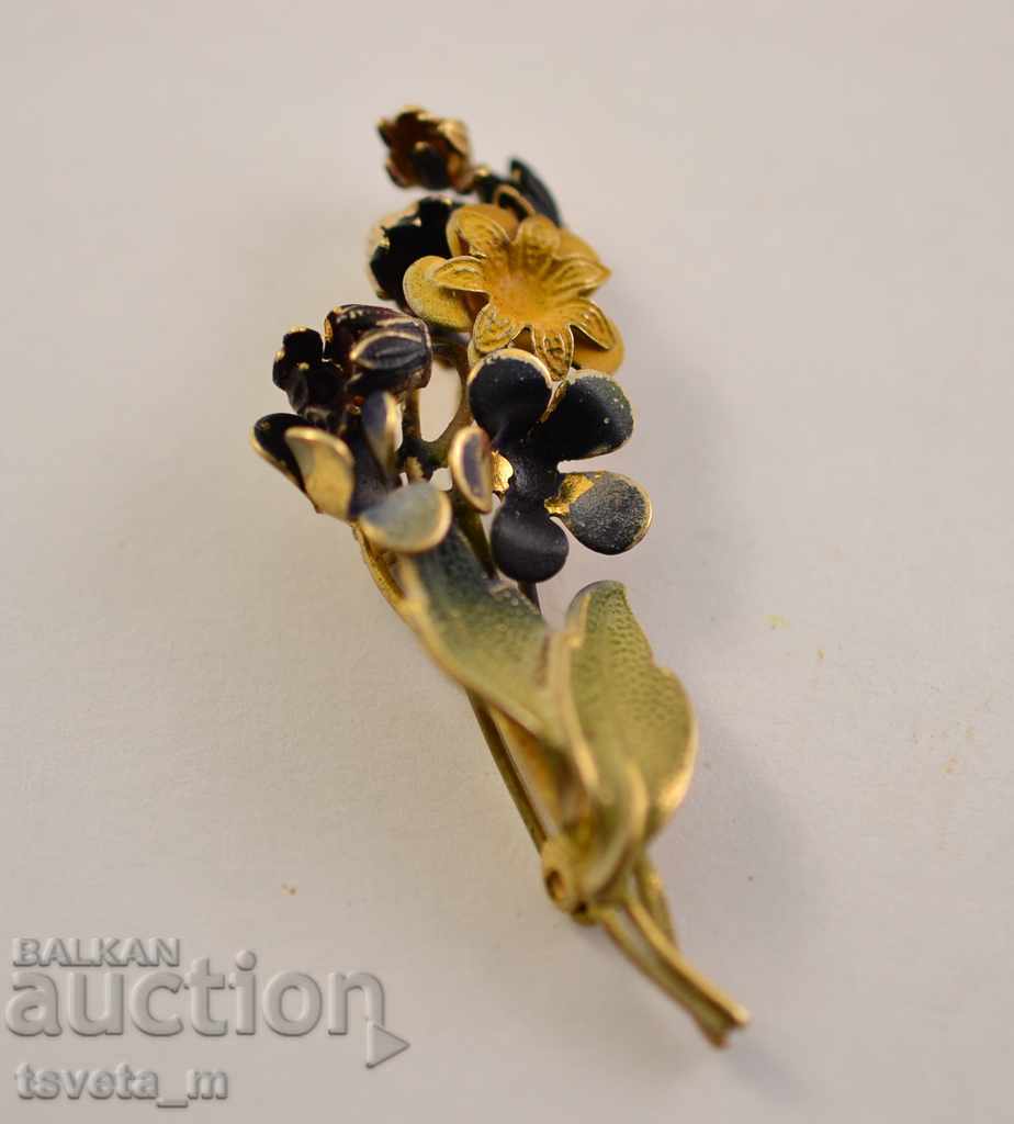 Anchor brooch with price 4.00 BGN | € 2.05 Anchor brooch with price 4.00 BGN | € 2.05