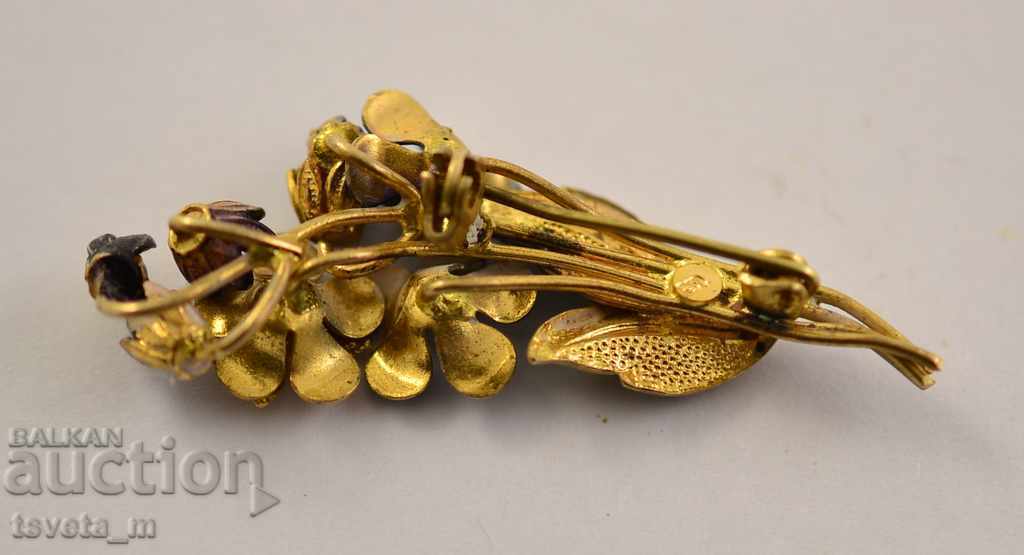 Auction Anchor brooch Auction Anchor brooch