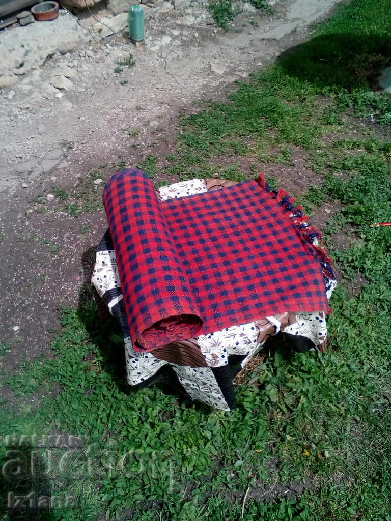 Auction Ancient woolen cloth, canvas Auction Ancient woolen cloth, canvas