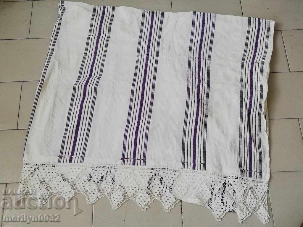 Vintage hand woven bed sheet with lace border