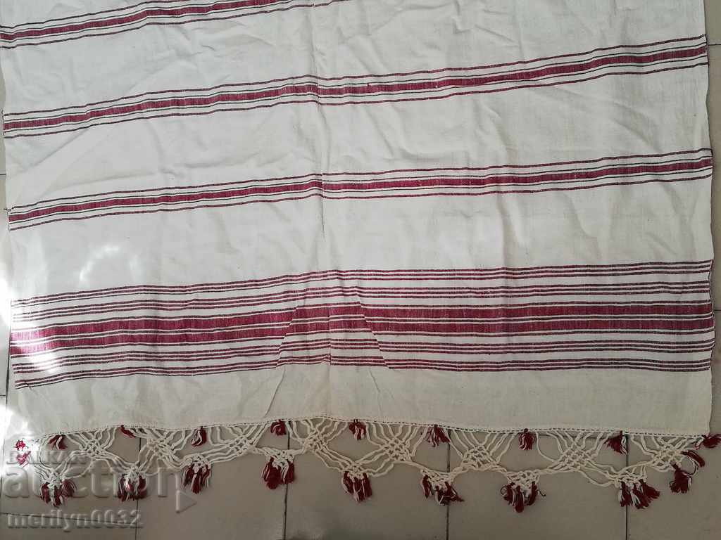 Auction Vintage hand woven bed sheet with lace border Auction Vintage hand woven bed sheet with lace border