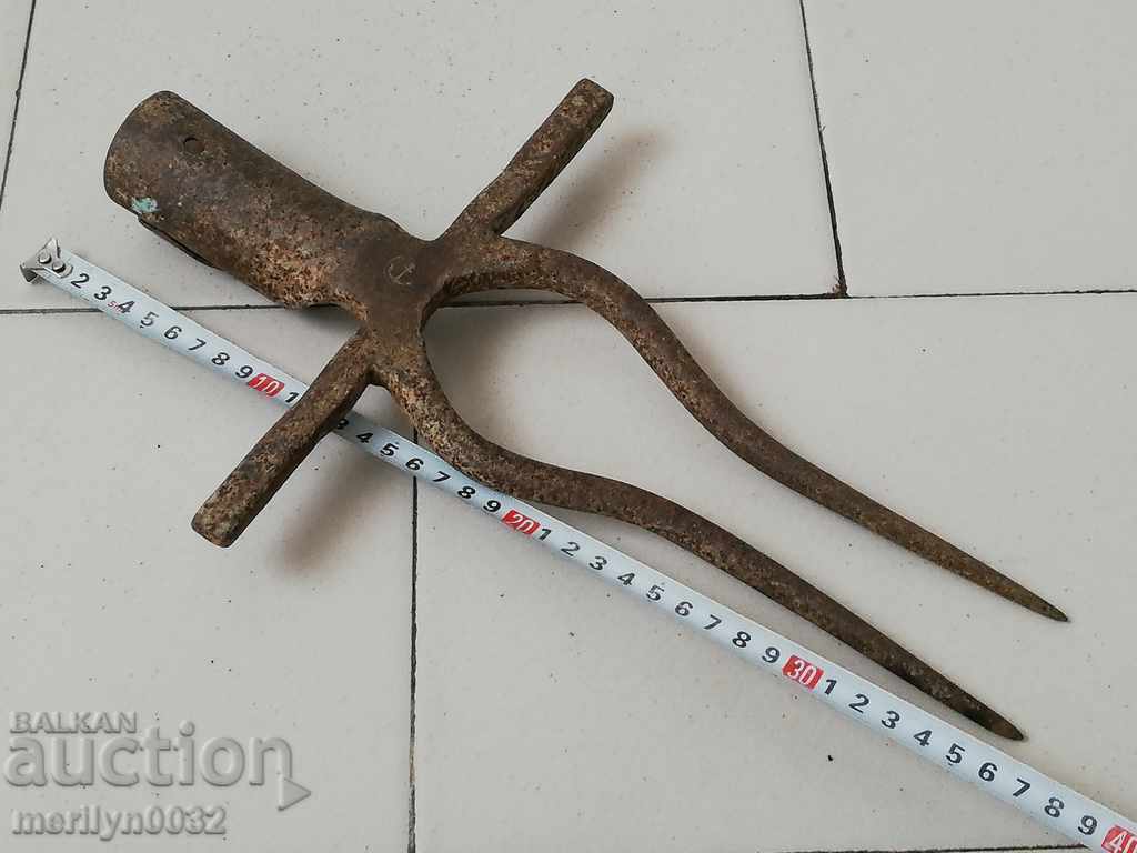 Old Wrought Two Prong, Pitchfork, Wrought Iron - 6 Old Wrought Two Prong, Pitchfork, Wrought Iron - 6