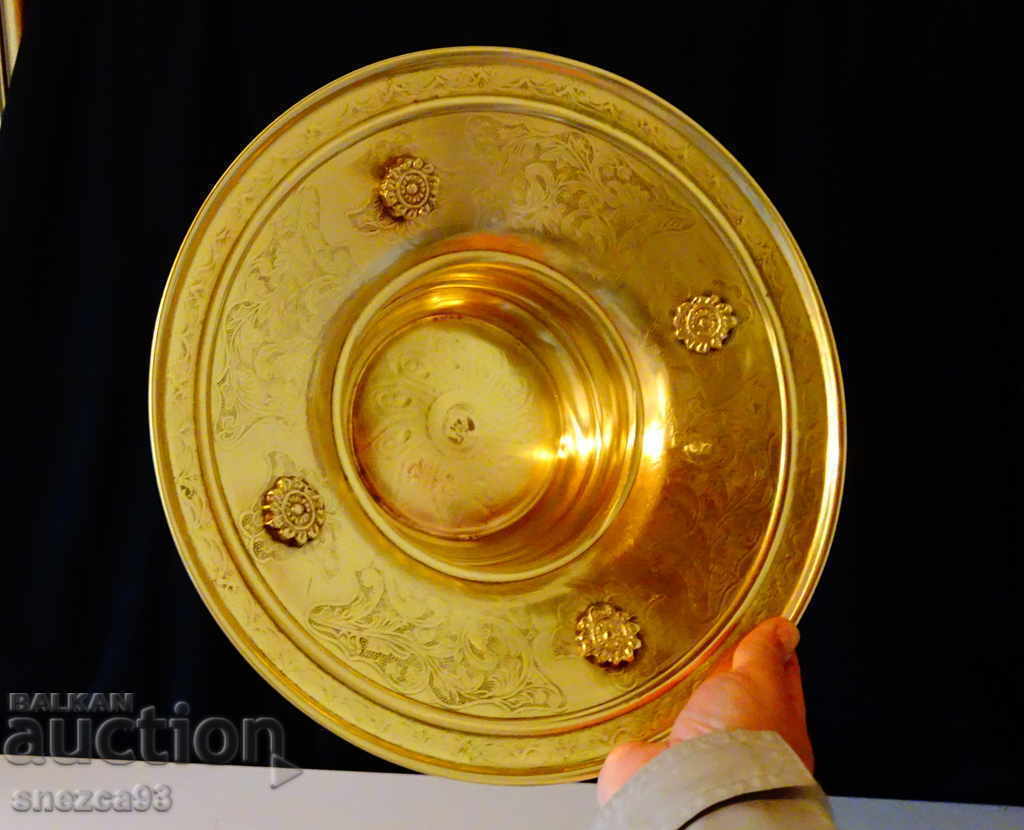 Старинен бронзов мангал,маркировка Орел с корона. с цена 49.00 лв. | € 25.05