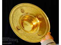 Αρχαίο μπρούτζινο μπάρμπεκιου, σήμανση Αετός με κορώνα