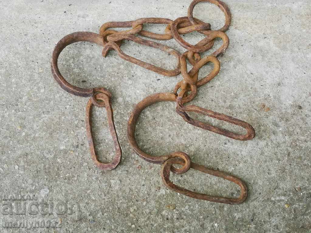 Pair of buckles, shackles, chain, wrought iron - 5 Pair of buckles, shackles, chain, wrought iron - 5
