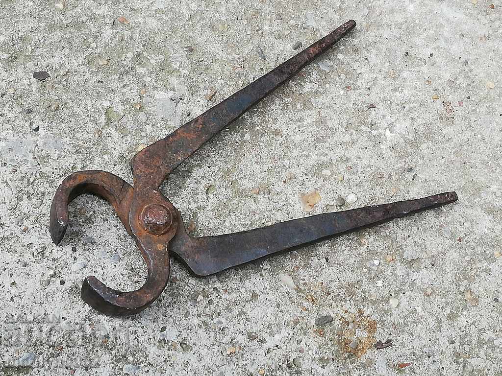 Ancient primitive crumpled keretten pliers in the 20th century - 7 Ancient primitive crumpled keretten pliers in the 20th century - 7