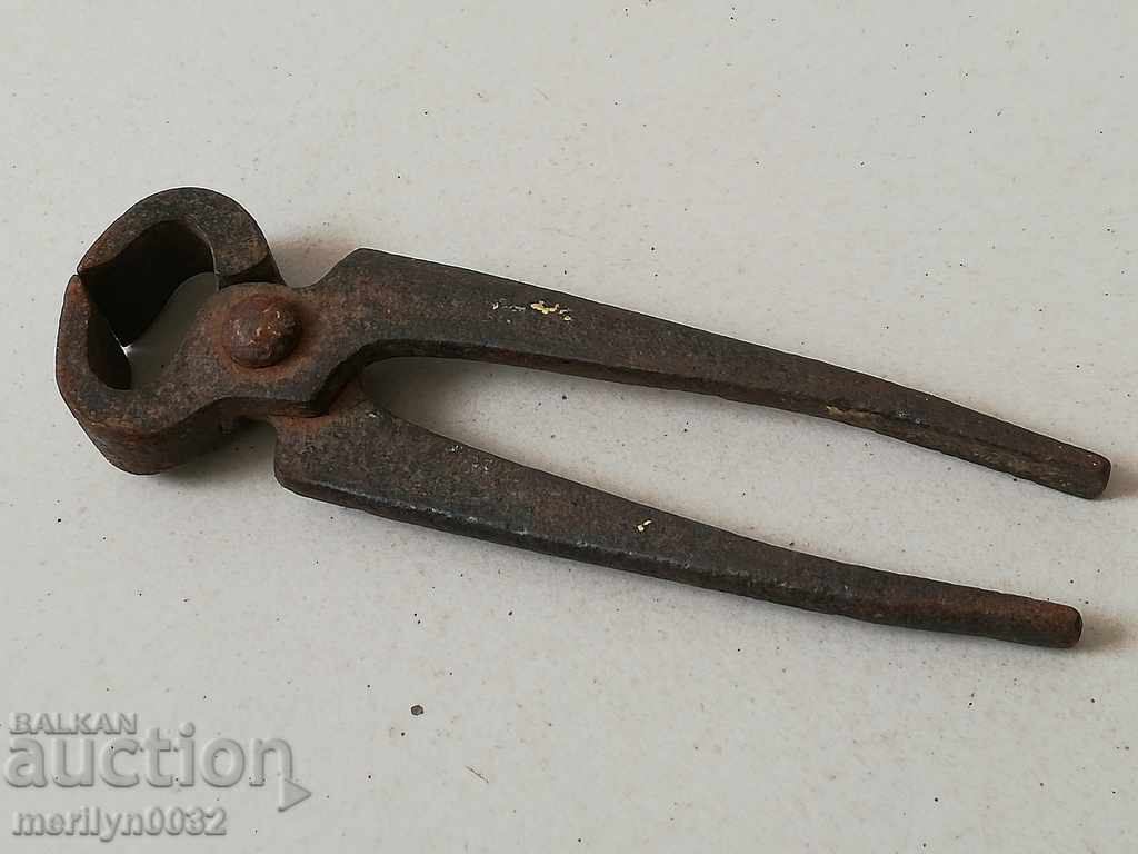Ancient primitive crumpled keretten pliers in the 20th century - 6 Ancient primitive crumpled keretten pliers in the 20th century - 6