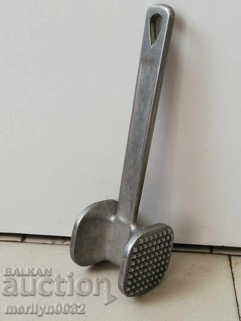 Доставка на Кулинарен чук за пържоли с шипове