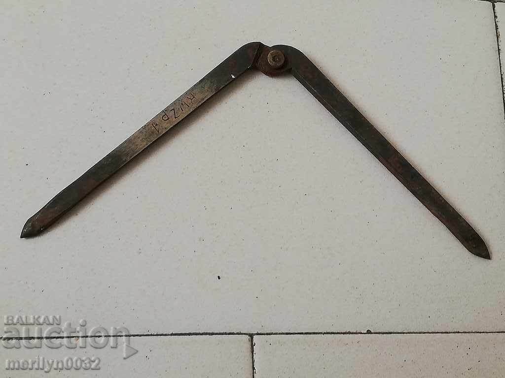 Παράδοση Αρχαίο μαργαριτάρι για εργαλείο λαμαρίνας Παράδοση Αρχαίο μαργαριτάρι για εργαλείο λαμαρίνας