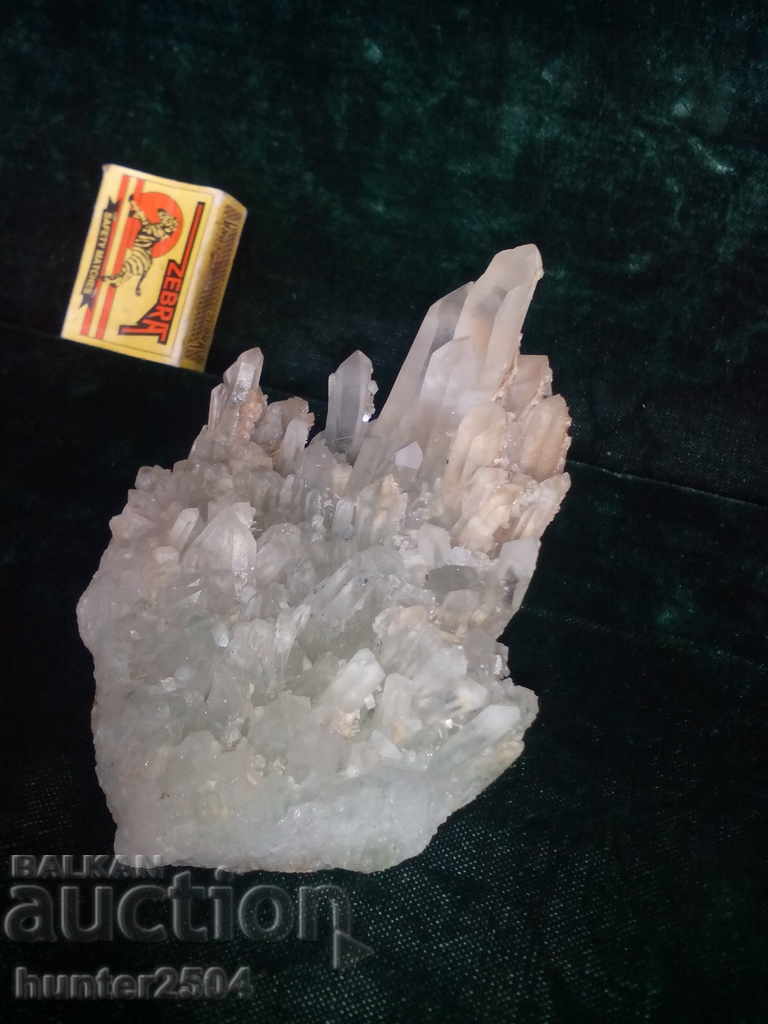 QUARTZ natural mineral with a size of 100x100 mm. with price 29.95 BGN | € 15.31 QUARTZ natural mineral with a size of 100x100 mm. with price 29.95 BGN | € 15.31