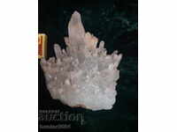 QUARTZ natural mineral with a size of 100x100 mm.