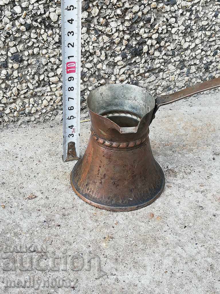 Old copper tin, coffee, baker, copper pot with price 48.00 BGN | € 24.54 Old copper tin, coffee, baker, copper pot with price 48.00 BGN | € 24.54