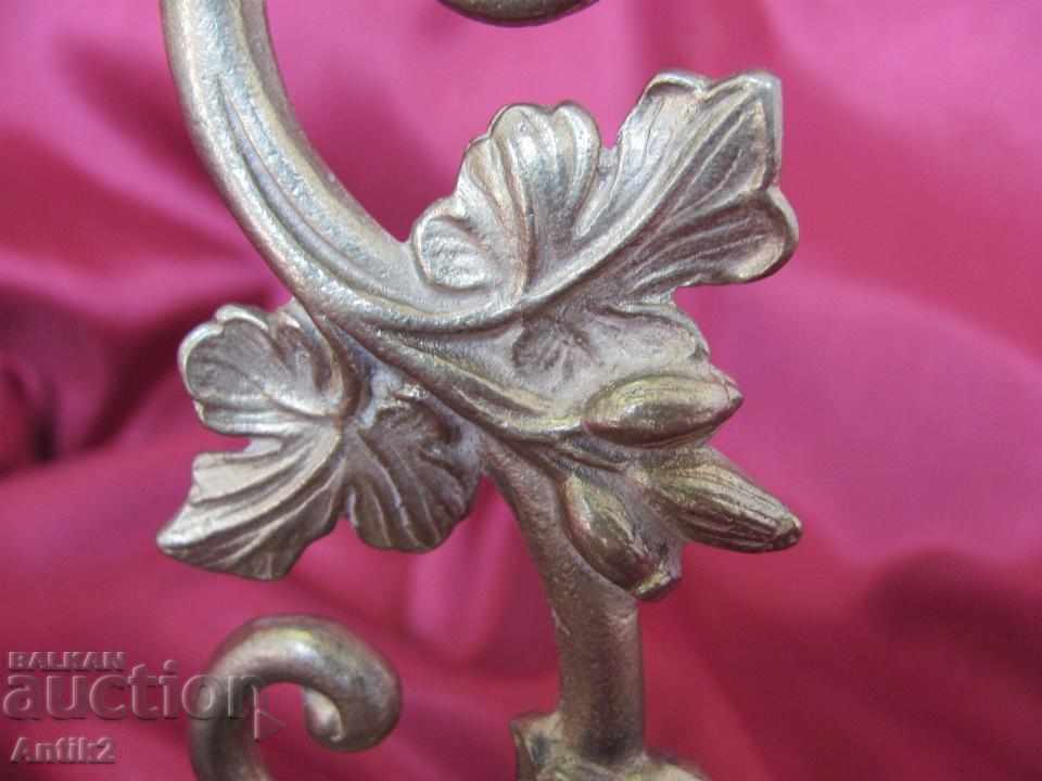 Licitație Imperial Russia Bronz Sfeșnic marcat Licitație Imperial Russia Bronz Sfeșnic marcat