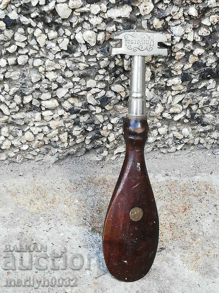 Old Jewels UNIVERSAL for cutting glass RRR with price 51.00 BGN | € 26.08 Old Jewels UNIVERSAL for cutting glass RRR with price 51.00 BGN | € 26.08