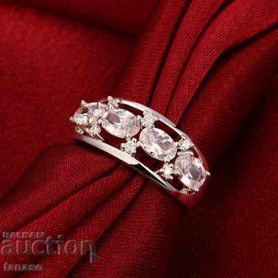 Κομψό δαχτυλίδι με ζιρκόν