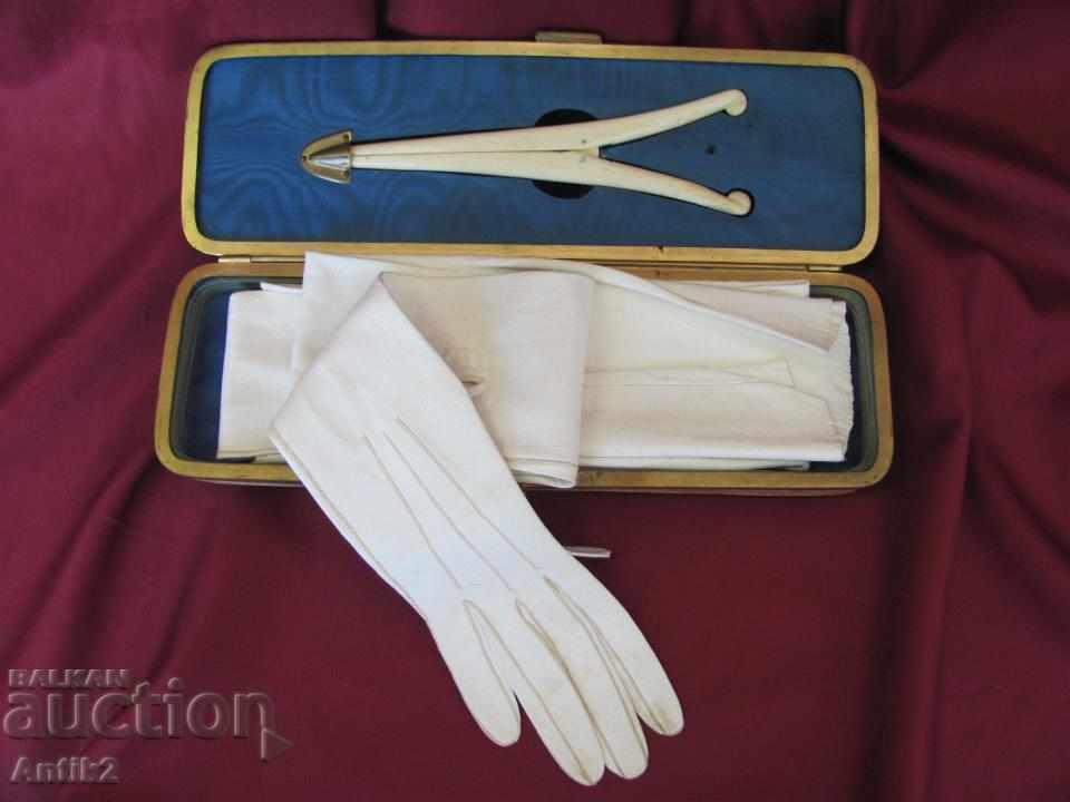 Cutie din secolul 19 pentru mănuși din piele pentru femei, cu un vârf de os
