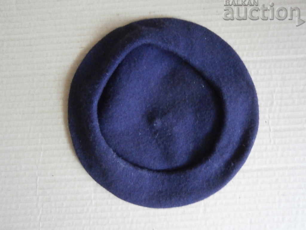 old woolen take shooter of an artist - 5