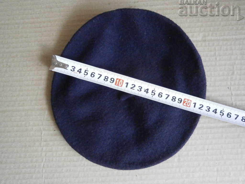 old woolen take shooter of an artist - 6