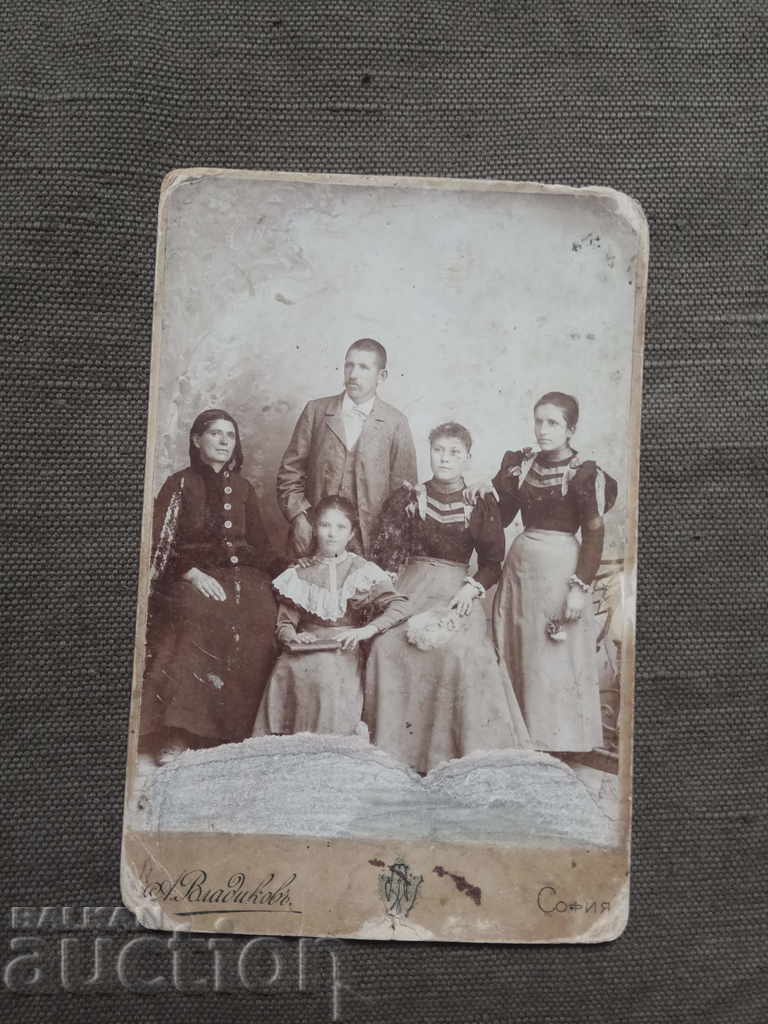 A. Vladikov: Family A. Vladikov: Family