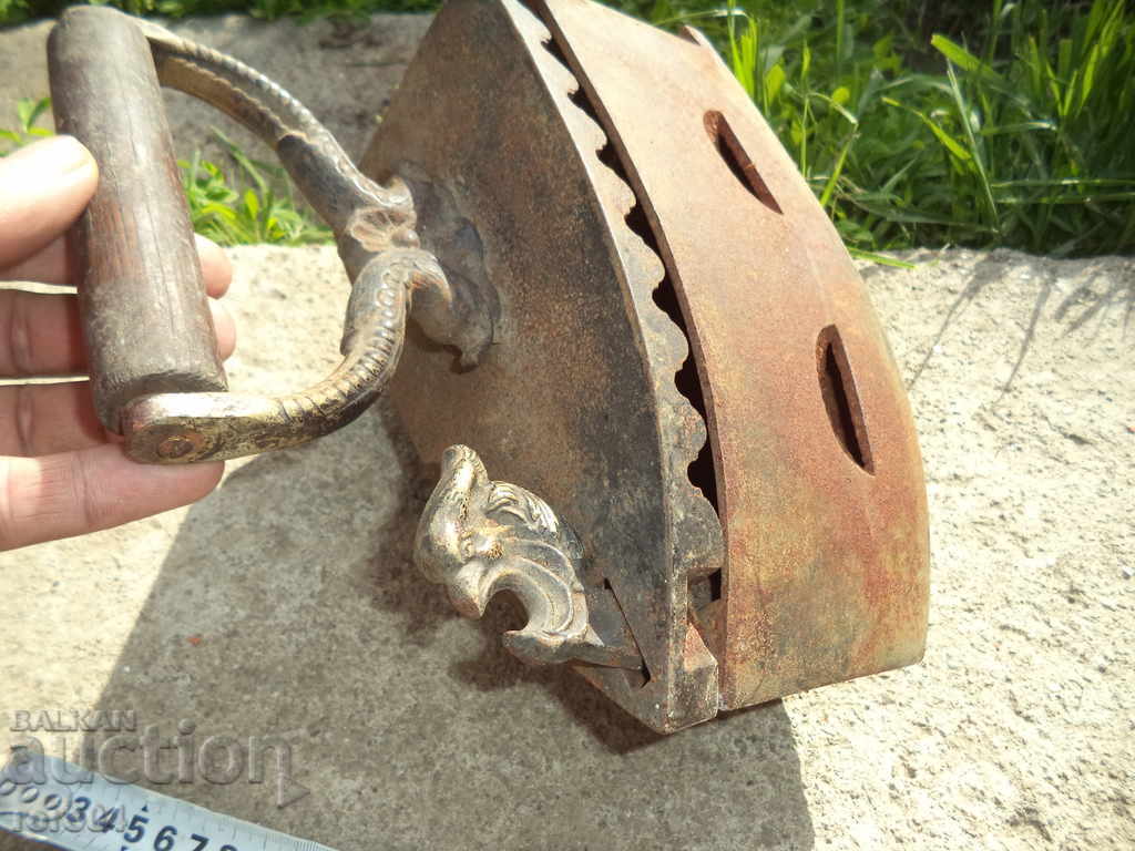 Licitație CEL MAI MARE PRIVAT DE JAR Licitație CEL MAI MARE PRIVAT DE JAR