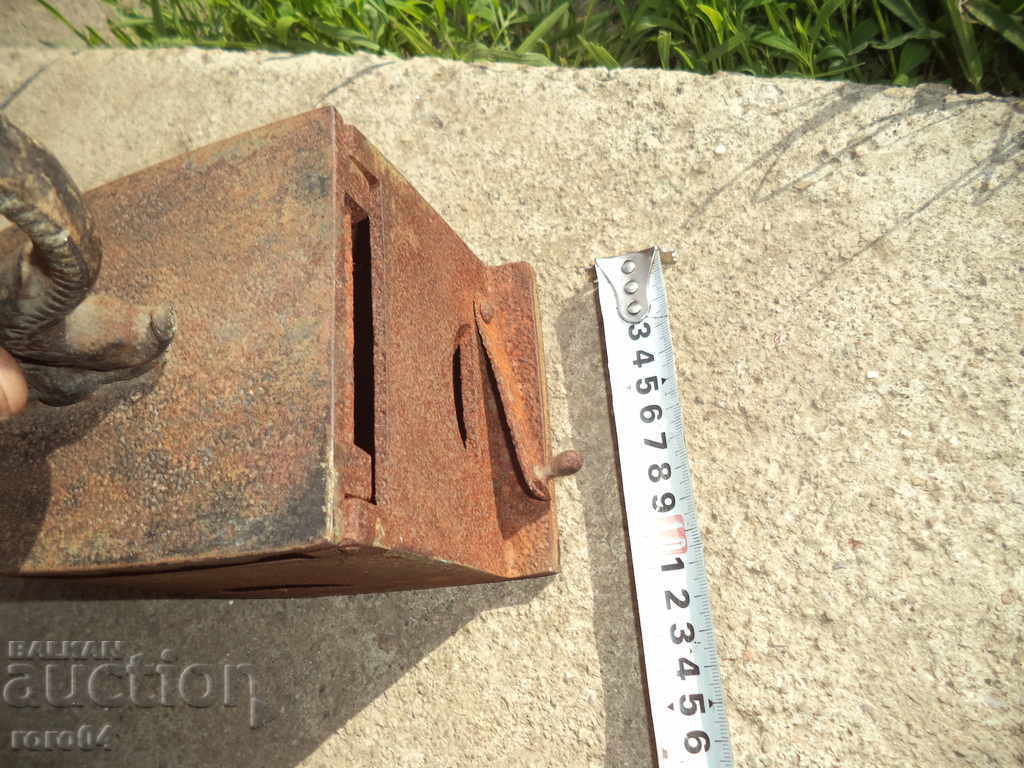 Livrarea CEL MAI MARE PRIVAT DE JAR Livrarea CEL MAI MARE PRIVAT DE JAR