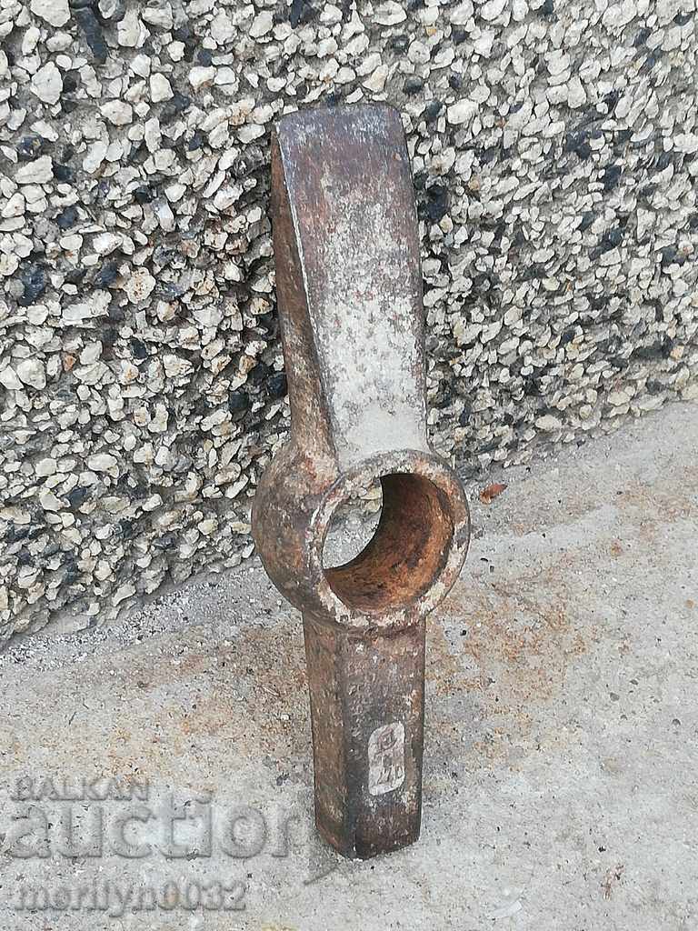Old hammer tool tool with price 28.00 BGN | € 14.32