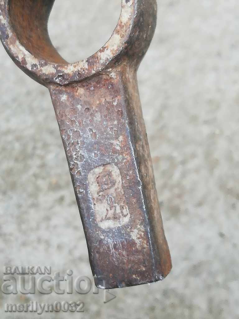 Old hammer tool tool - 6