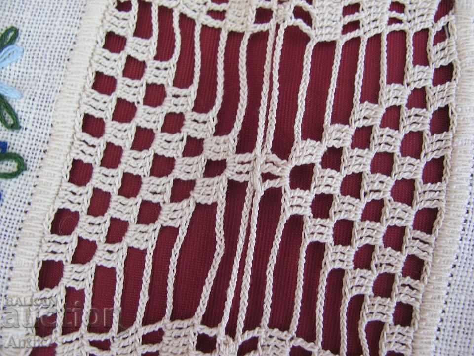 Old Table Cover Kare, Tishleifer - 5 Old Table Cover Kare, Tishleifer - 5